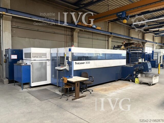 Système de découpe au laser TRUMPF TruLaser 3030, TruFlow 5000