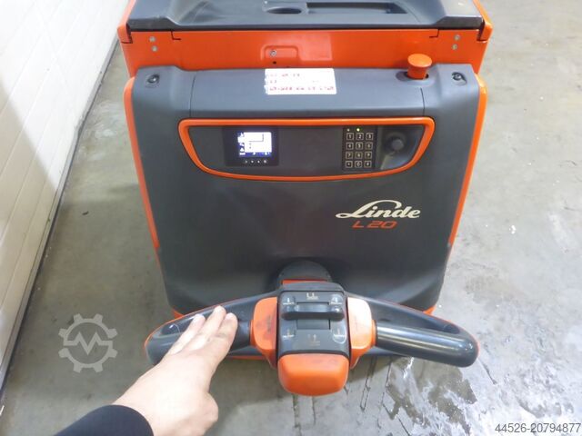 Ručni viljuškar Linde L20