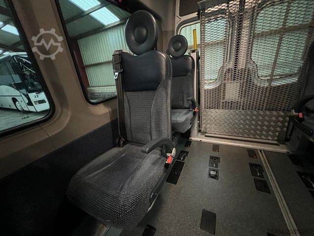 Minibuss VOLKSWAGEN Crafter 2.5 TDi Maxi 9Sitze + Lift ENGINE BROKEN