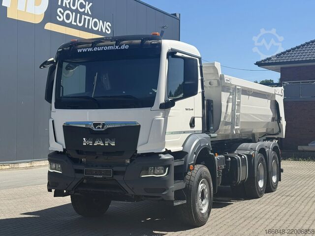 Самосвал MAN TGS 33.440