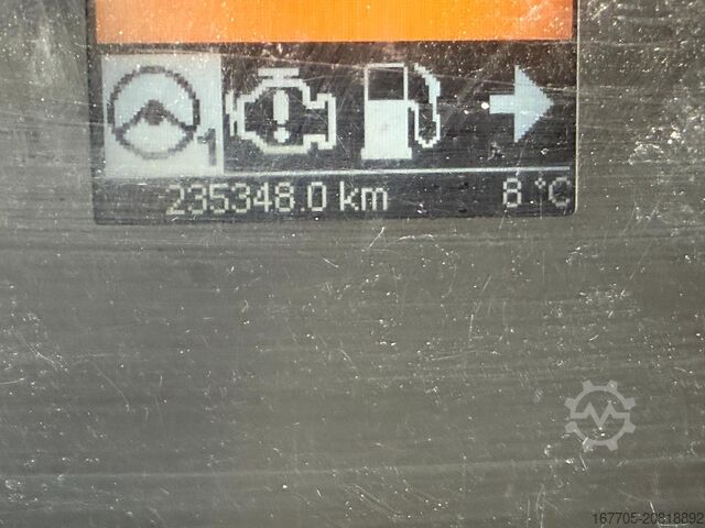 Sklápač Iveco TRAKKER 500