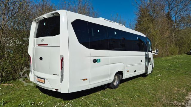 Microbuz IVECO 2x Daily 70 Lagerfahrzrug Ferqui Sunrise 2,5 m B