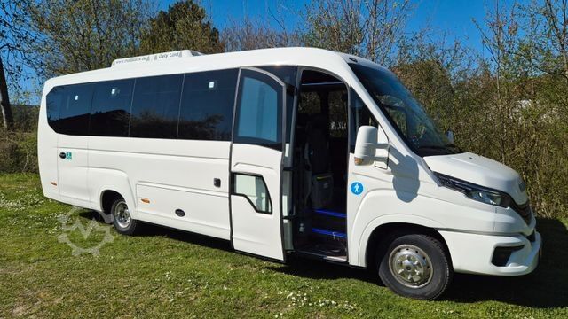 Microbuz IVECO 2x Daily 70 Lagerfahrzrug Ferqui Sunrise 2,5 m B