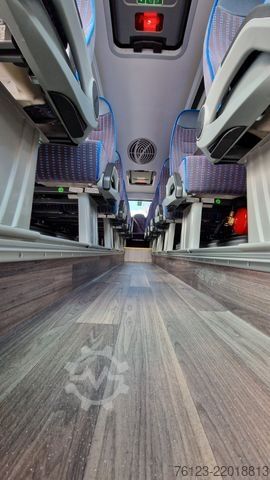 Microbuz IVECO 2x Daily 70 Lagerfahrzrug Ferqui Sunrise 2,5 m B