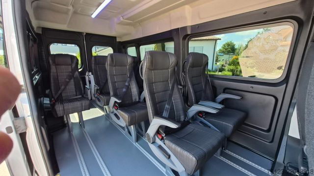 Furgone a tetto alto PEUGEOT Boxer  Hochraum 9 Sitzer L3H2 verglast BlueHDi