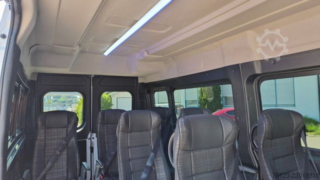 Furgone a tetto alto PEUGEOT Boxer  Hochraum 9 Sitzer L3H2 verglast BlueHDi