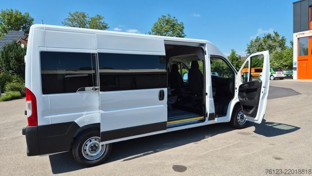 Furgone a tetto alto PEUGEOT Boxer  Hochraum 9 Sitzer L3H2 verglast BlueHDi
