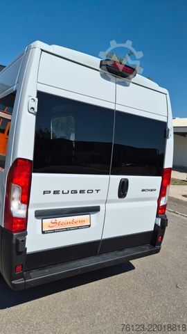 Furgone a tetto alto PEUGEOT Boxer  Hochraum 9 Sitzer L3H2 verglast BlueHDi