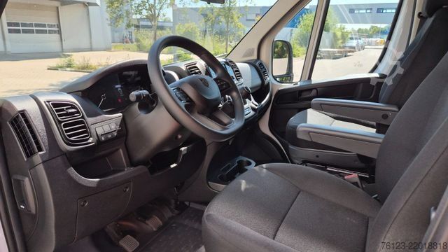 Furgone a tetto alto PEUGEOT Boxer  Hochraum 9 Sitzer L3H2 verglast BlueHDi