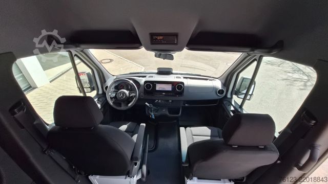 Minibus MERCEDES-BENZ 8 Sprinter Lord Light 22 Sitzer Vorlauffahrzeug