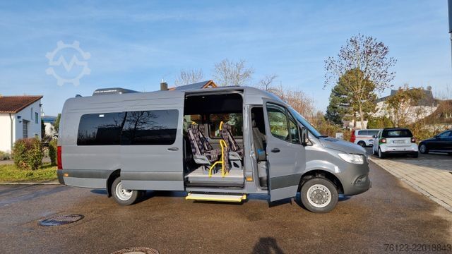 Minibus MERCEDES-BENZ 8 Sprinter Lord Light 22 Sitzer Vorlauffahrzeug