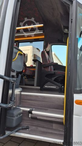 Μίνι λεωφορείο MERCEDES-BENZ 30 Sitzer Schul- Transferbus 519 Vorlauffahrzeug