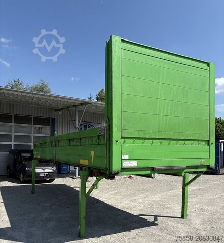 Výmenná nadstavba s plošinouWechselbrücke s plošinouVýmenná nadstavba s otvoreným ložiskom Krone Baustoff 7,45 Multilockrahmen Türen