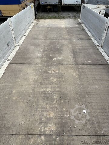 Výmenná nadstavba s plošinouWechselbrücke s plošinouVýmenná nadstavba s otvoreným ložiskom Krone BDF 7,45m Baustoff Bordwand + Türen