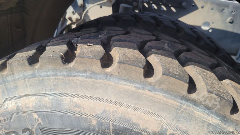 Standarta vilcēja vienība MAN 18.500 TGX 4x4 Kipphydraulik Standklima