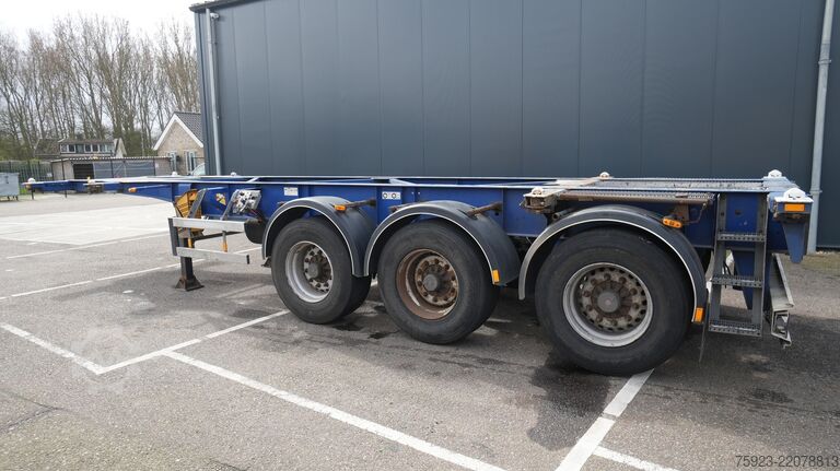 نقل الحاويات D-tec Container transport trailer ADR 30FT