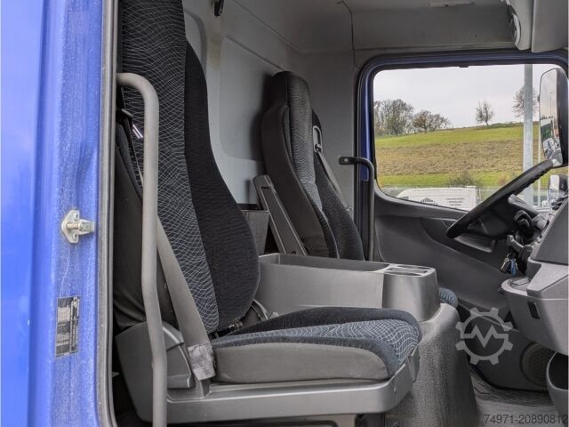 Kühlkoffer-LKW Mercedes-Benz Atego 1223 Kühlkoffer+LBW*Autom Tempo Klima SHZ