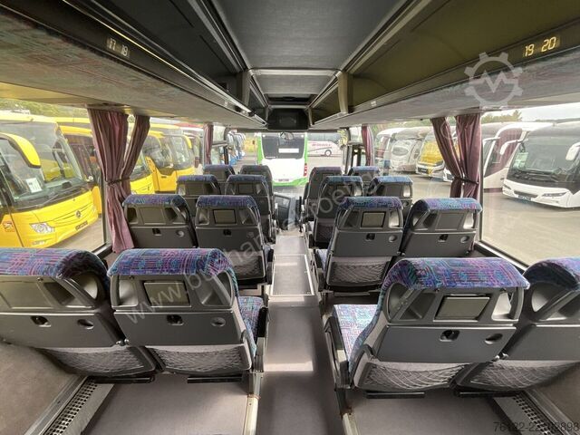 Tilausajobussi Neoplan Jetliner N 216 H