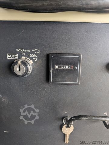 Ipari robot FANUC R-2000iB / 210F