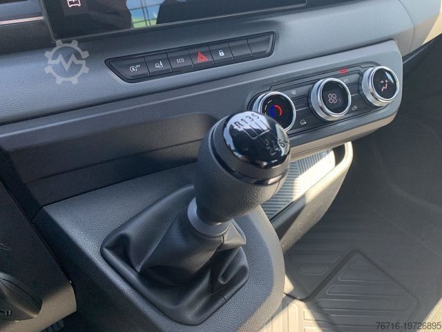 Šasija dostavnega vozila RENAULT Master DREISEITENKIPPER EK L2H1 dCi 150 PDC+GJR