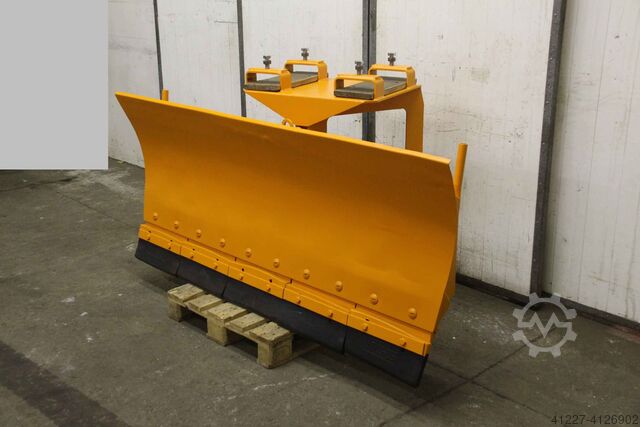 Schneepflug mit Gabelaufnahme Schmidt FOH