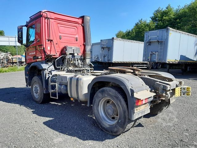 Standard tractor unit MERCEDES-BENZ AROCS 1842 , 4x4 Allrad