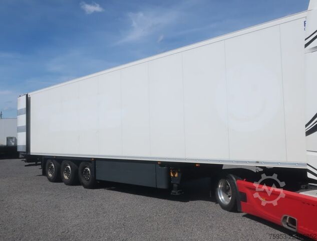 شبه مقطورة مبردة Schmitz Cargobull SKO 24 Rohrbahn Liftachse Carrier Vector HE19