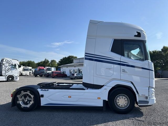 وحدة جرار قياسية DAF XG+ 530 FT Intarder Leder Kamera Standklima