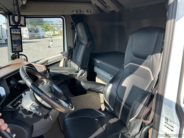 وحدة جرار قياسية DAF XG+ 530 FT Intarder Leder Kamera Standklima