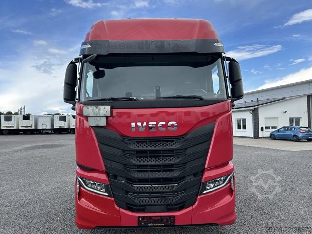 Standard trækkerunit Iveco S-Way 460 Standklima Intarder Riwo Kompressor