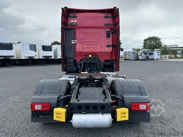 Standard trækkerunit Iveco S-Way 460 Standklima Intarder Riwo Kompressor