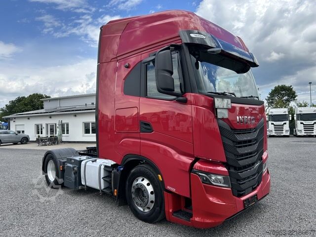 Standard trækkerunit Iveco S-Way 480 Intarder Standklima LED Drum Kompressor