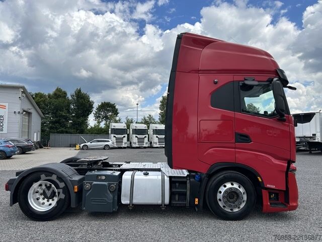 Standard trækkerunit Iveco S-Way 480 Intarder Standklima LED Drum Kompressor