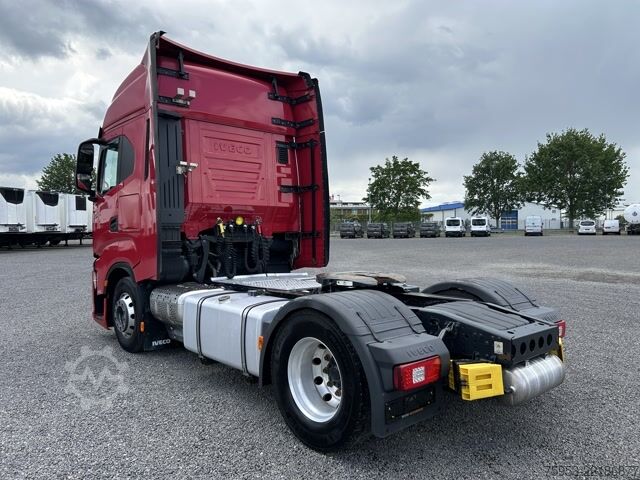 Standard trækkerunit Iveco S-Way 480 Intarder Standklima LED Drum Kompressor