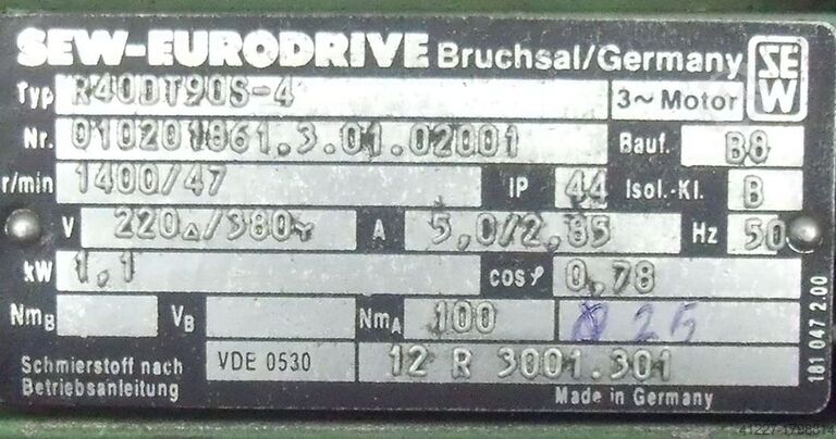 Getriebemotor 1,1 kW 47 U/min SEW Eurodrive R40DT90S-4
