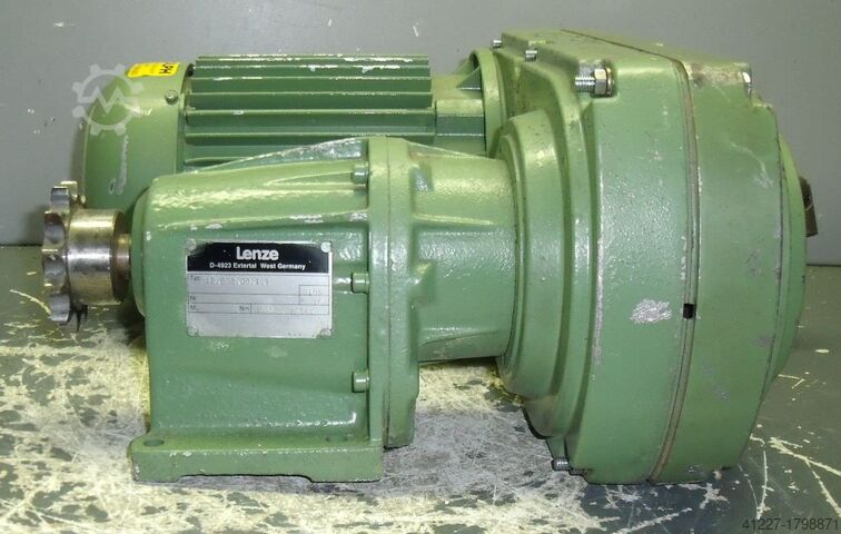 Regelbarer Getriebemotor 0,75 kW 39-213 U/min LENZE 8F4-379H