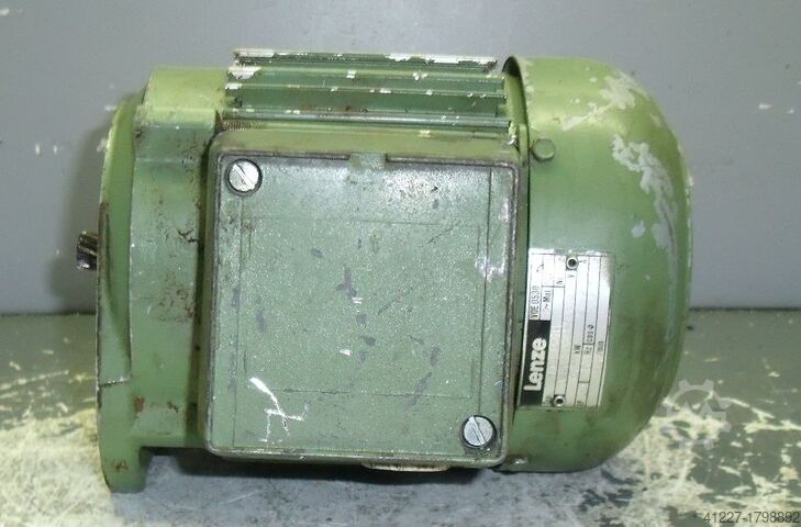 Elektromotor 0,37 kW 1390 U/min Lenze 7KC4-061H