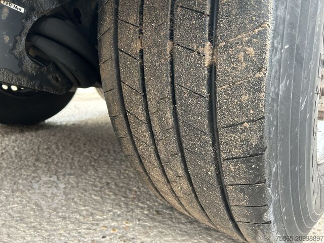 Box body Krone Cool Liner / Iso Frigo Box / Loadlift / Lift + ...