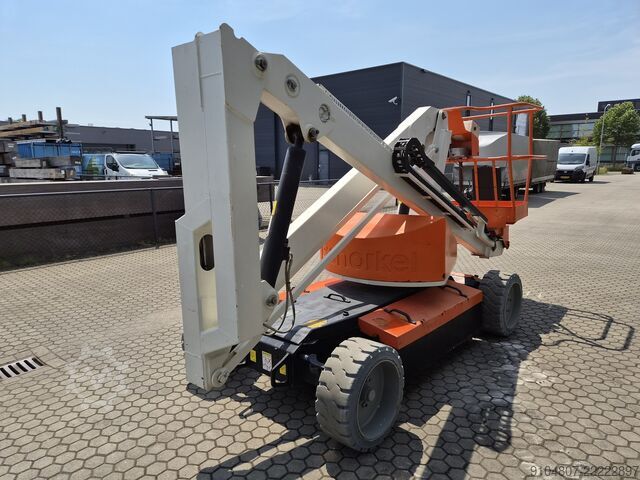 Plataforma de trabalho telescópica Snorkel A38E, Year 2014, 13.5m Workingheight