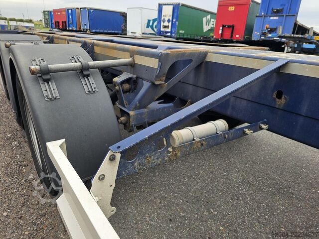 Транспорт на контейнери D-TEC VCC-01 / 45 FOOT CONTAINER CHASSIS / VALKX AXLES.
