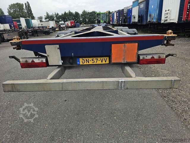 Transporte de contenedores D-TEC VCC-01 / 45 FOOT CONTAINER CHASSIS / VALKX AXLES.