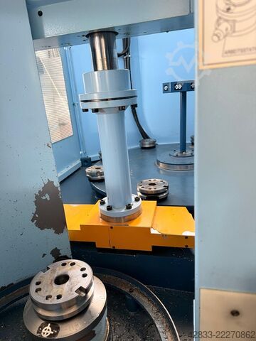 Centro de maquinação vertical Matsuura MAM72-25V