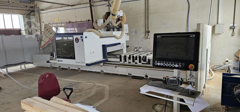 Obradni centar SCM ACCORD 25 FX
