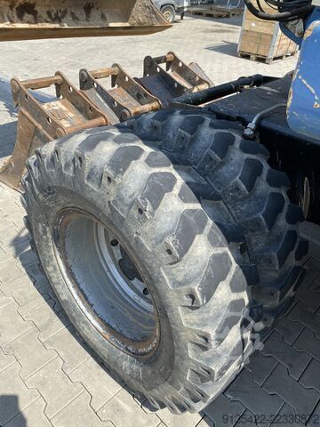 колёсный экскаватор Yanmar Schaeff TW110