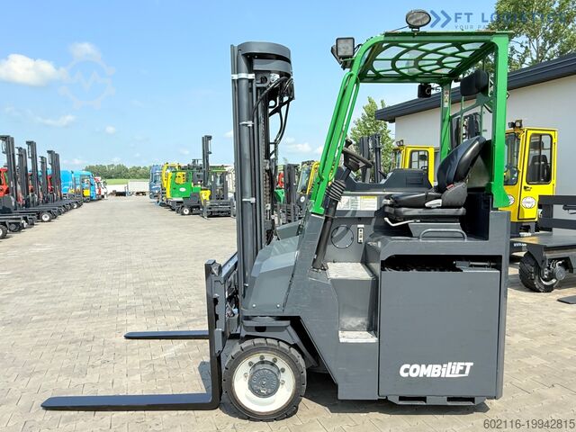 4-сторонний вилочный погрузчик Combilift CBE4000 / TRIPLEX 5200MM / FREE-LIFT