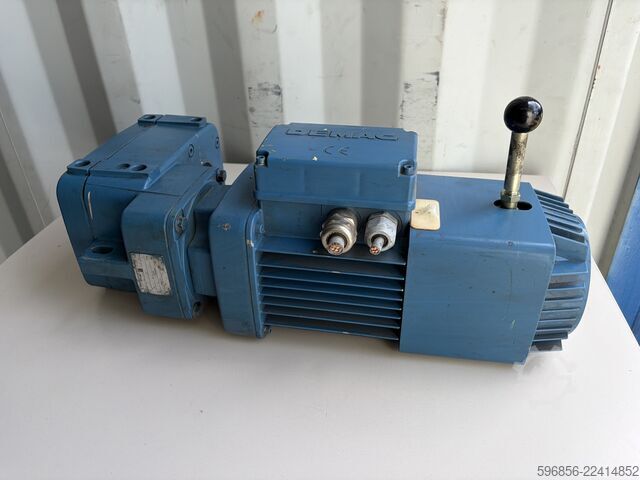 মোটর-রিডিউসার Mannesmann Demag AF06-L-M-0-145-1 ZBA90 A4 B020, ১.১ কিলোওয়াট, ২৩ rpm, i=60.1, ৪০০ V Motoreduktor Mannesmann Demag AF06-L-M-0-145-1 ZBA90 A4 B020 1,1 kW 23 obr./min i=60,1 400 V Motoreduktor Mannesmann Demag AF06-L-M-0-145-1 ZBA90 A4 B020 1,1 kW 23 obr./min i=60,1 400 V