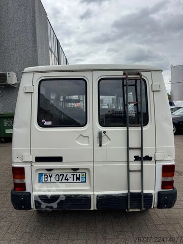 Panel kombi Renault Trafic **PETROL-ESSENCE-BENZINE**