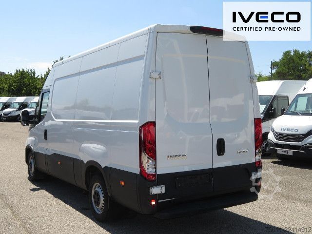 Yüksek tavanlı panelvan IVECO Daily 35S16V Klima, PDC, Radstand 3520mm,L3H2