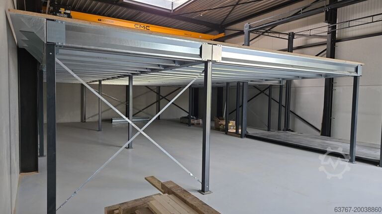 Opslagplatform | Stalen platform | Mezzanine ab 25m² und größer, Traglast: 250 kg/m² | 5,0 x 5,0 m | Lichte Höhe: 3,0 m