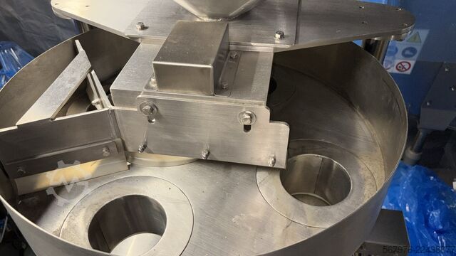  2022 Qinyao/Top Y Machinery Volumetric Filler with Pouch Filling/Sealing